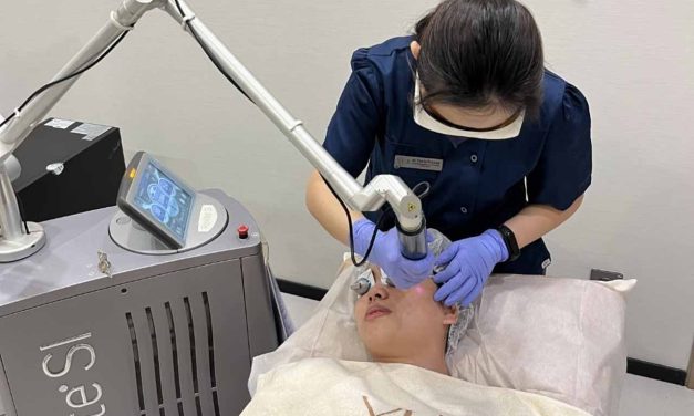 Program Shiny Skin By YUA, Solusi Kulit Glowing Saat Lebaran