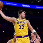 LA Lakers Hancurkan Warriors Di NBA, Luka Dončić Bersinar
