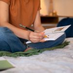 Menulis Jurnal: Cara Lawan Stres Paling Murah Di Kalangan Gen Z