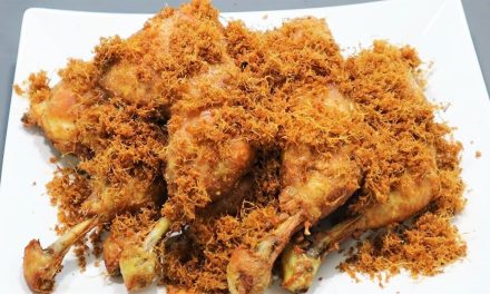 Ayam Goreng Lengkuas: Paling Banyak Dicari Wisatawan Asing