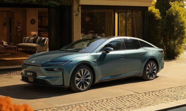 Toyota bZ7 Resmi Meluncur Hasil Kerjasama Huawei Dan Xiaomi