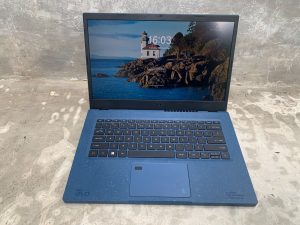 ASUS Rilis Laptop Ramah Lingkungan Bahan Plastik Daur Ulang