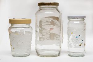Trik Hilangkan Sisa Lem Stiker Pada Botol Agar Tetap Mulus
