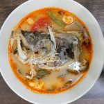 Sop Kepala Ikan Ketapang: Kuah Segar Dan Belimbing Wuluh