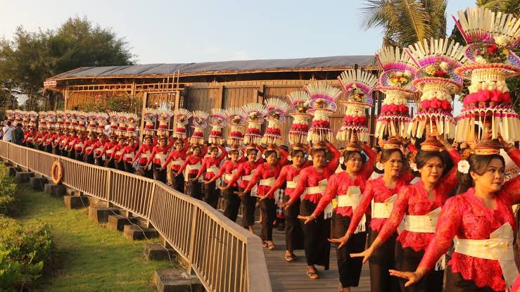 Festival Tanah Lot VII Dibuka, Target 10 Ribu Pengunjung