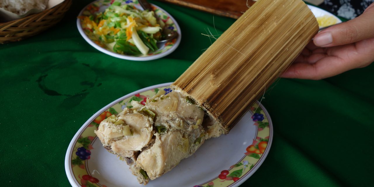 Mengenal Paporico Toraja: Ayam Pedas Dimasak Dalam Bambu