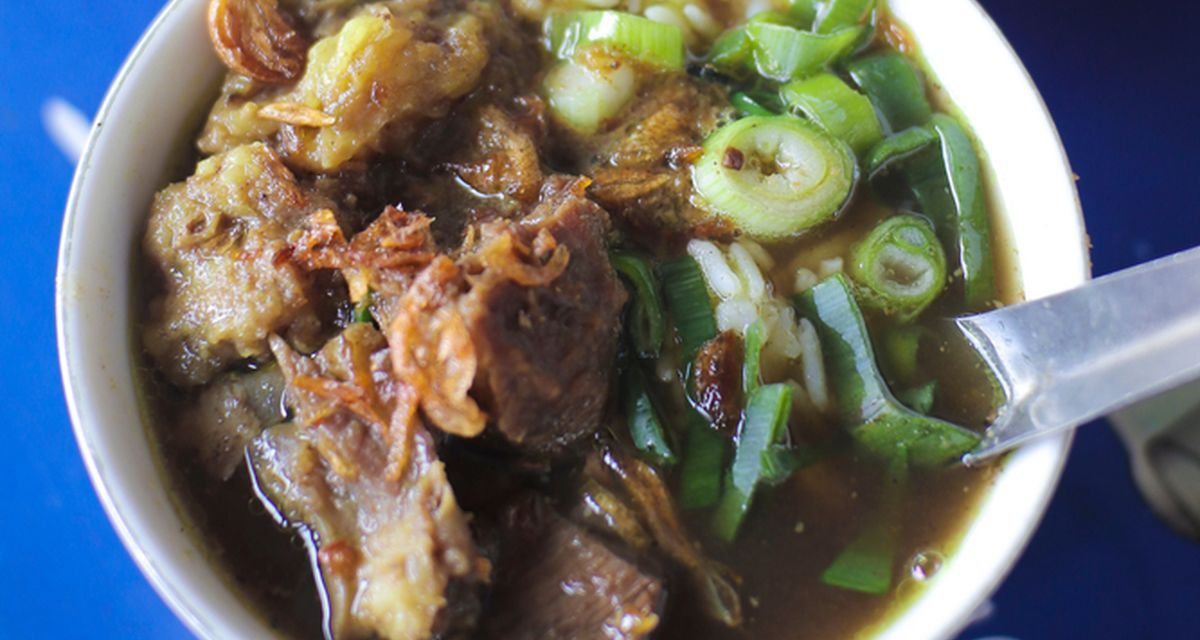 Menikmati Nasi Grombyang Pemalang Berkuah Hitam Gurih